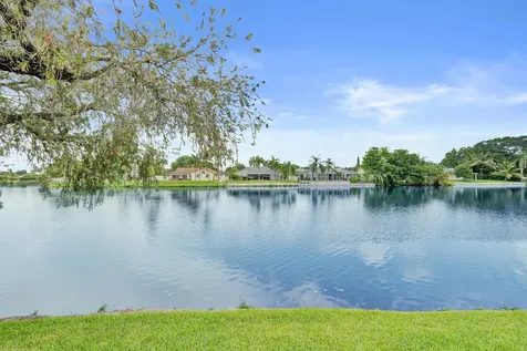 1122 NW 79th Drive Plantation FL 33322