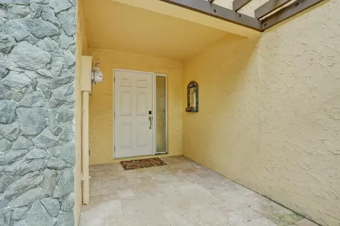 1122 NW 79th Drive Plantation FL 33322