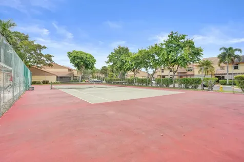 1122 NW 79th Drive Plantation FL 33322