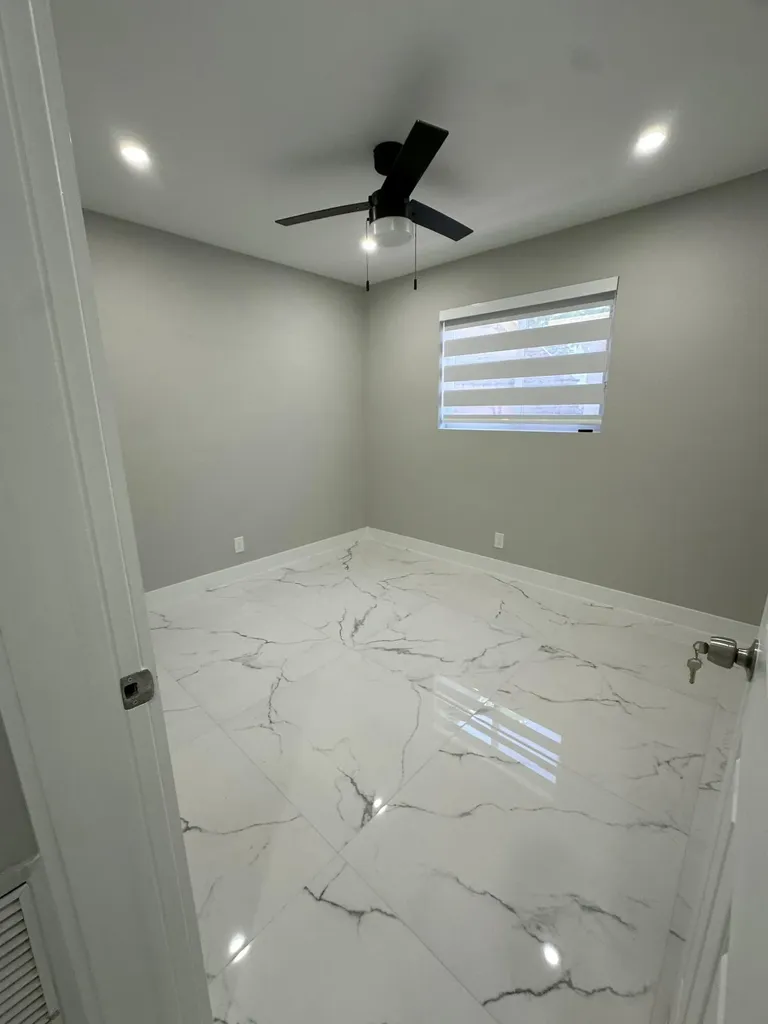 4380 NW 59th Court North Lauderdale FL 33319