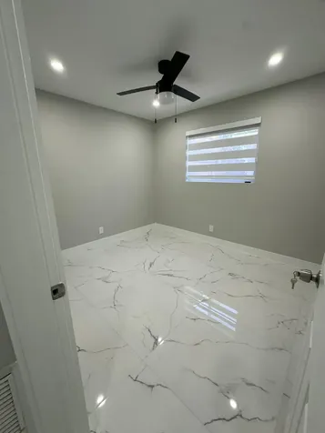 4380 NW 59th Court North Lauderdale FL 33319