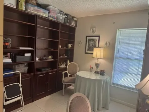 542 Franconia Circle Lake Worth FL 33467