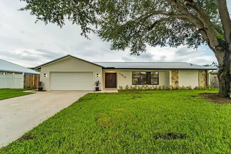 11910 Butternut Street Palm Beach Gardens FL 33410