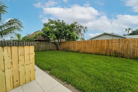 11910 Butternut Street Palm Beach Gardens FL 33410