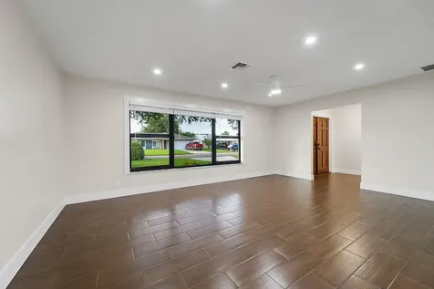 11910 Butternut Street Palm Beach Gardens FL 33410