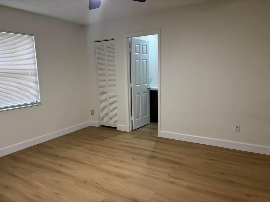 674 SW Violet Avenue Port St Lucie FL 34983