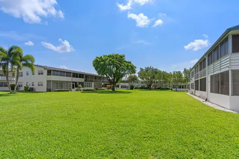 228 Camden J West Palm Beach FL 33417