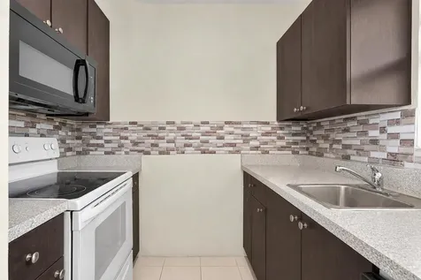 2743 NW 2nd Street Boynton Beach FL 33435