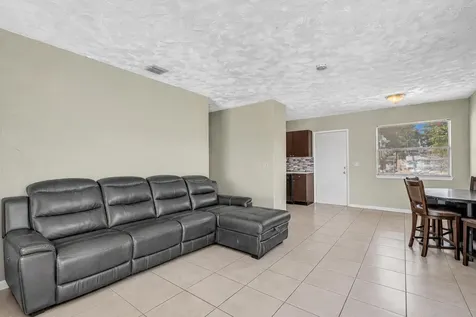 2743 NW 2nd Street Boynton Beach FL 33435