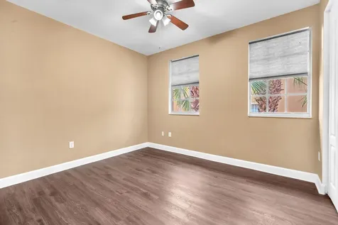 516 SW 147th Terrace Pembroke Pines FL 33027