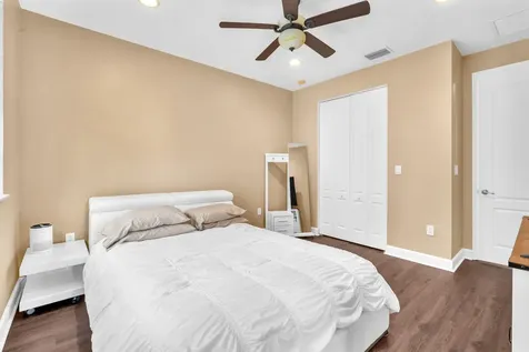 516 SW 147th Terrace Pembroke Pines FL 33027