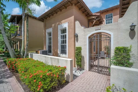 516 SW 147th Terrace Pembroke Pines FL 33027