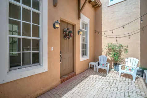 516 SW 147th Terrace Pembroke Pines FL 33027