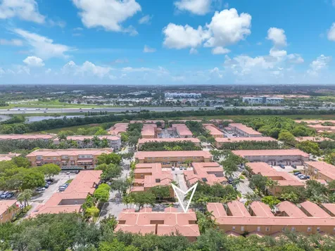 516 SW 147th Terrace Pembroke Pines FL 33027
