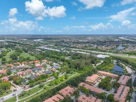 516 SW 147th Terrace Pembroke Pines FL 33027