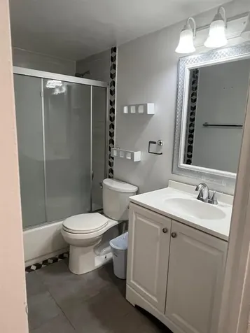 18840 NW 57th Avenue Hialeah FL 33015