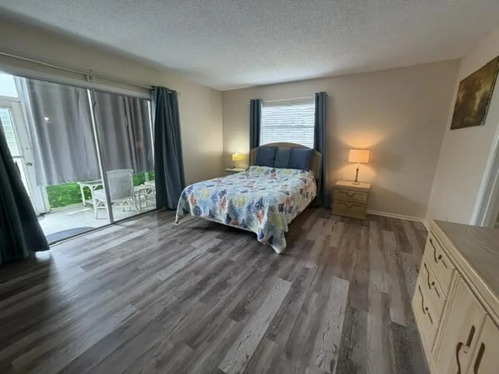 16 Vista Palm Lane Vero Beach FL 32962