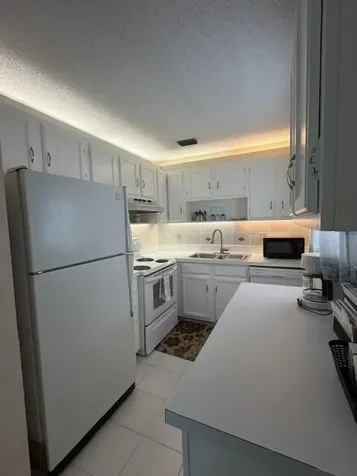 16 Vista Palm Lane Vero Beach FL 32962