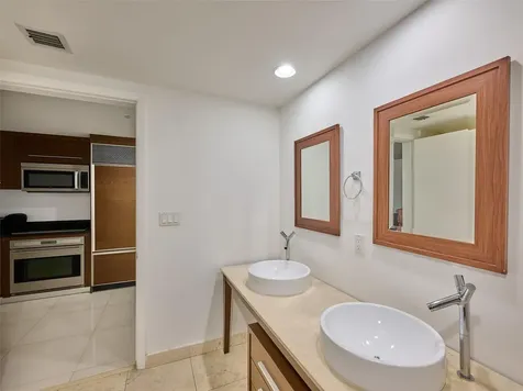 495 Brickell Avenue Miami FL 33131