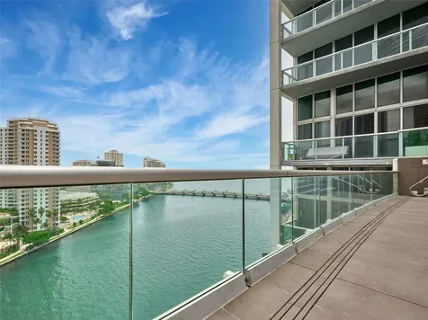 495 Brickell Avenue Miami FL 33131