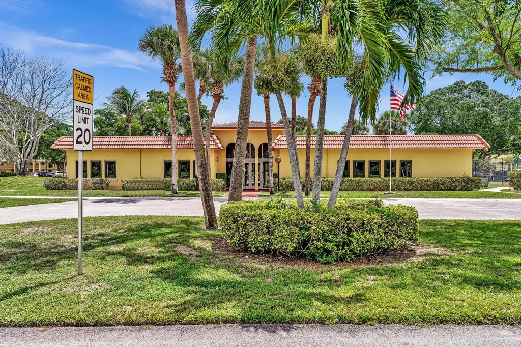 912 SW 9th Street Circle Boca Raton FL 33486