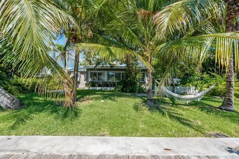 224 N Gordon Road Fort Lauderdale FL 33301