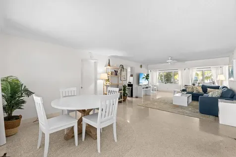 224 N Gordon Road Fort Lauderdale FL 33301