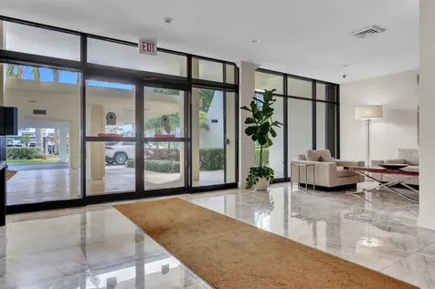 2000 Presidential Way West Palm Beach FL 33401