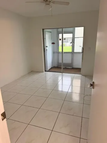 227 Kent N West Palm Beach FL 33417