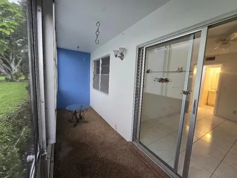 227 Kent N West Palm Beach FL 33417