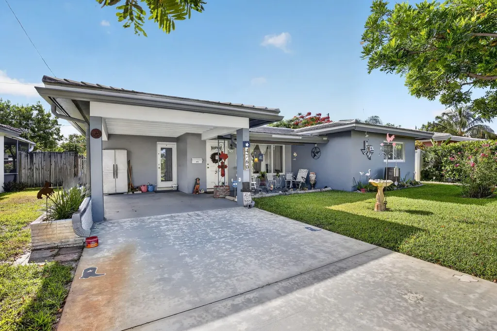 4760 NE 5th Avenue Oakland Park FL 33334