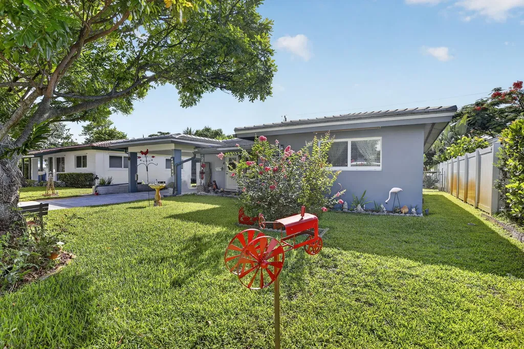 4760 NE 5th Avenue Oakland Park FL 33334