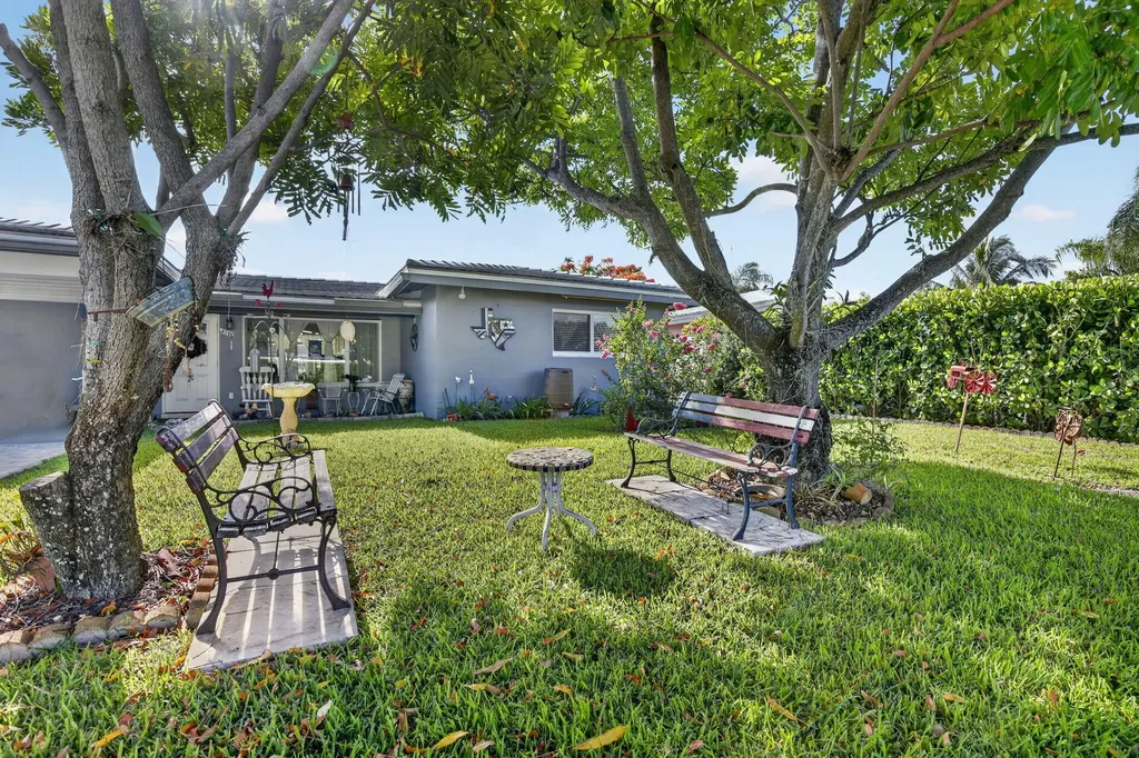 4760 NE 5th Avenue Oakland Park FL 33334