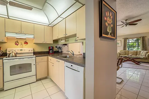 5231 Copperleaf Circle Delray Beach FL 33484