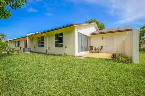 5231 Copperleaf Circle Delray Beach FL 33484