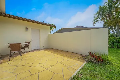 5231 Copperleaf Circle Delray Beach FL 33484