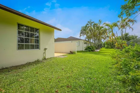 5231 Copperleaf Circle Delray Beach FL 33484