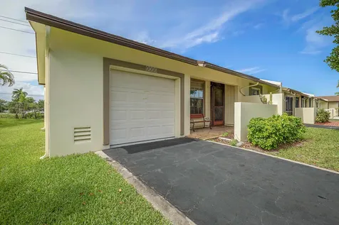 5231 Copperleaf Circle Delray Beach FL 33484