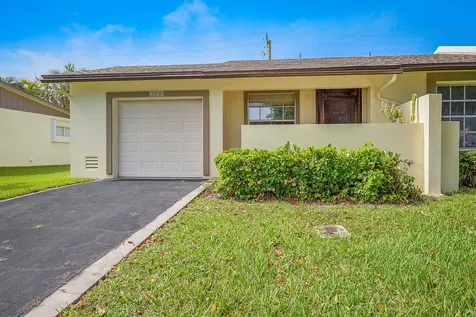 5231 Copperleaf Circle Delray Beach FL 33484