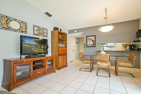 5231 Copperleaf Circle Delray Beach FL 33484
