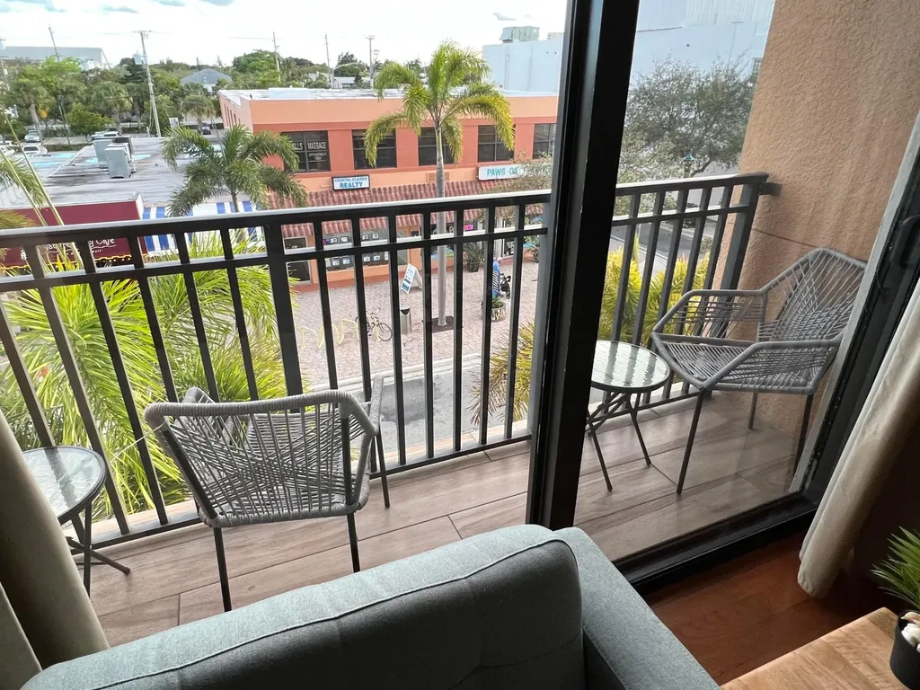 511 Lucerne Avenue Lake Worth Beach FL 33460