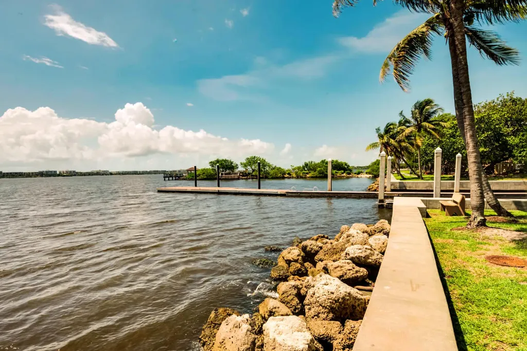 511 Lucerne Avenue Lake Worth Beach FL 33460