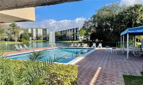 2307 S Cypress Bend Drive Pompano Beach FL 33069