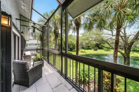 11863 Wimbledon Circle Wellington FL 33414