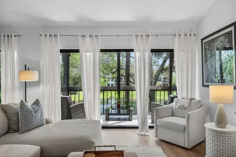 11863 Wimbledon Circle Wellington FL 33414
