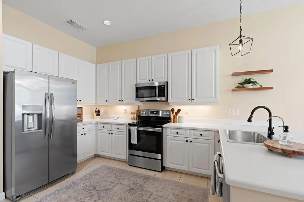 10731 SW Westlawn Boulevard Port St Lucie FL 34987