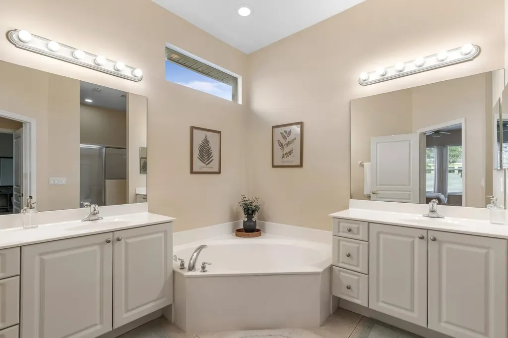 10731 SW Westlawn Boulevard Port St Lucie FL 34987