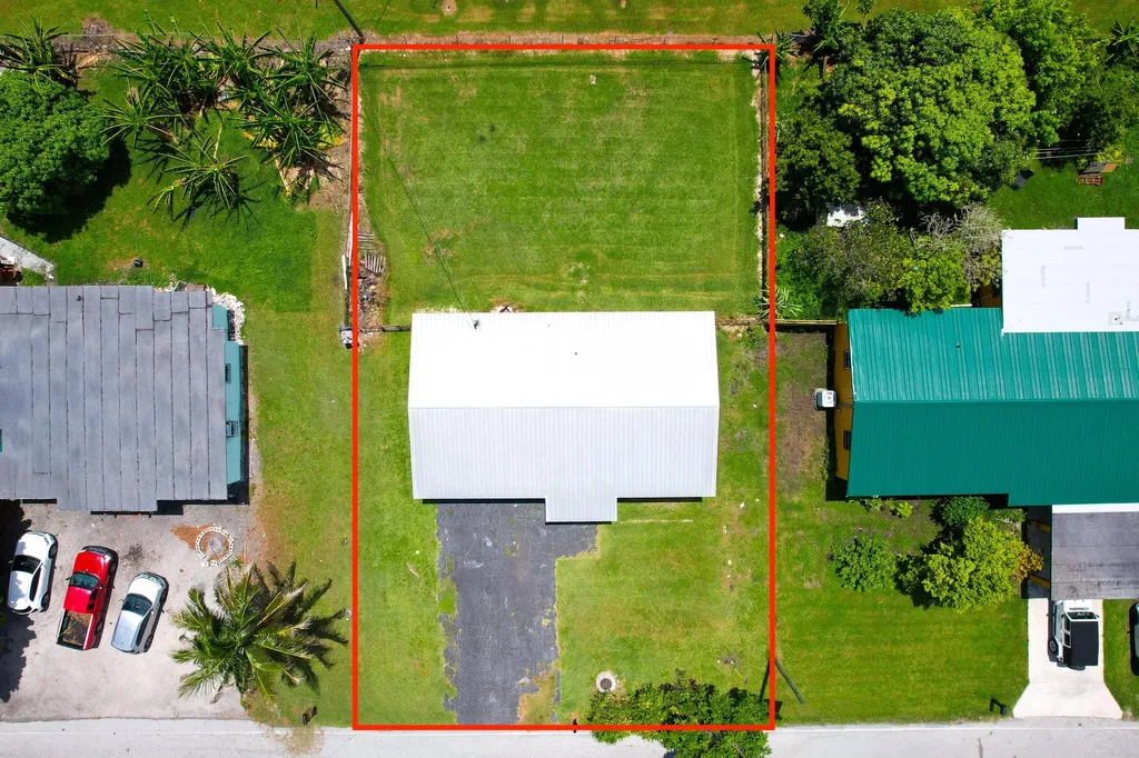 317 NW 14th Street Belle Glade FL 33430