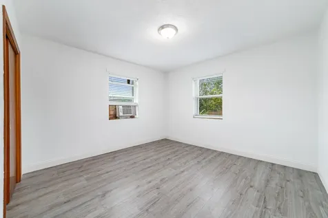 317 NW 14th Street Belle Glade FL 33430