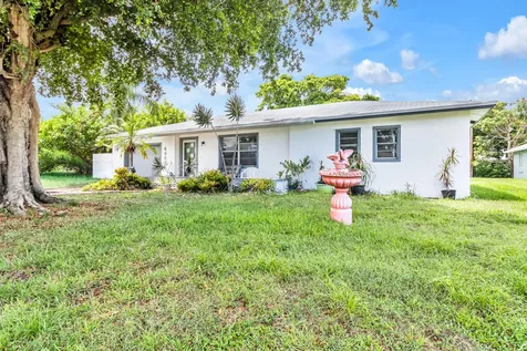 4469 Brandon Drive Delray Beach FL 33445